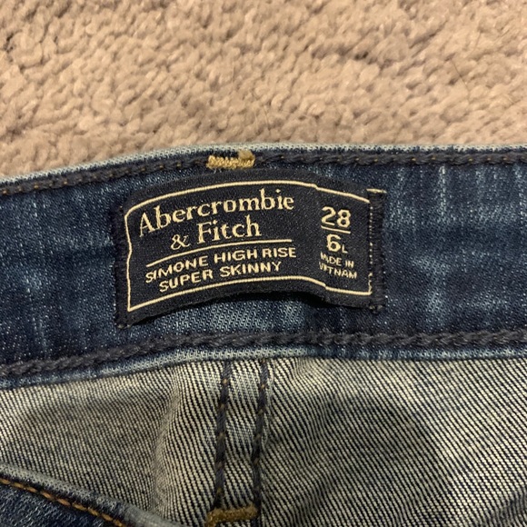 Abercrombie Jeans - Picture 2 of 2